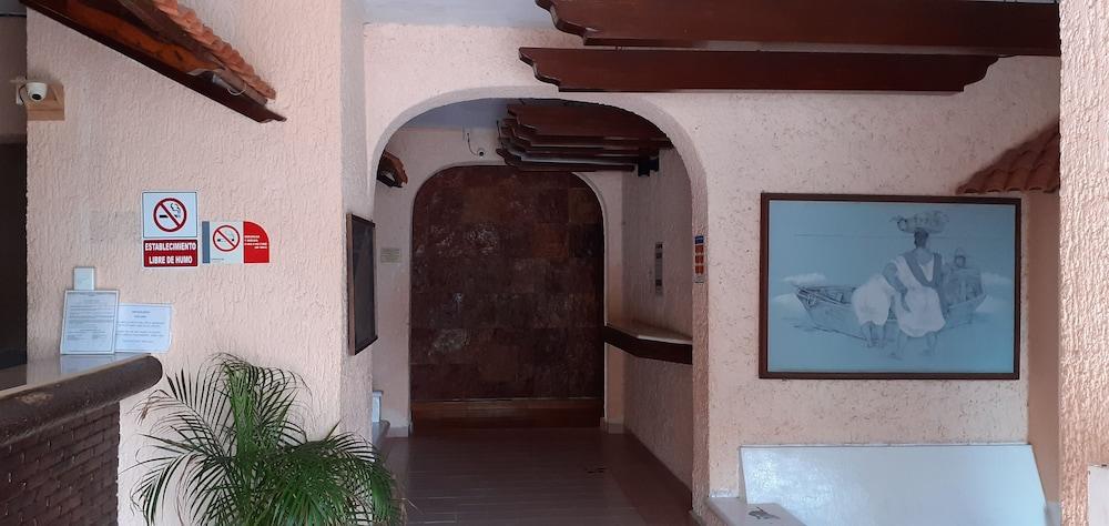 Hotel Tankah Cancun Exterior photo